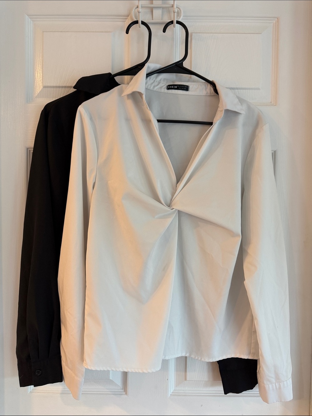 SHEIN White Twist-Front Button-Down Shirt with Black Underdetail